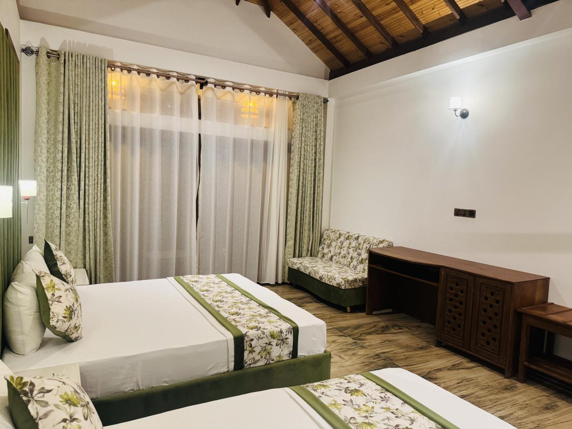 Gatetrees Resort Jaffna Exterior photo