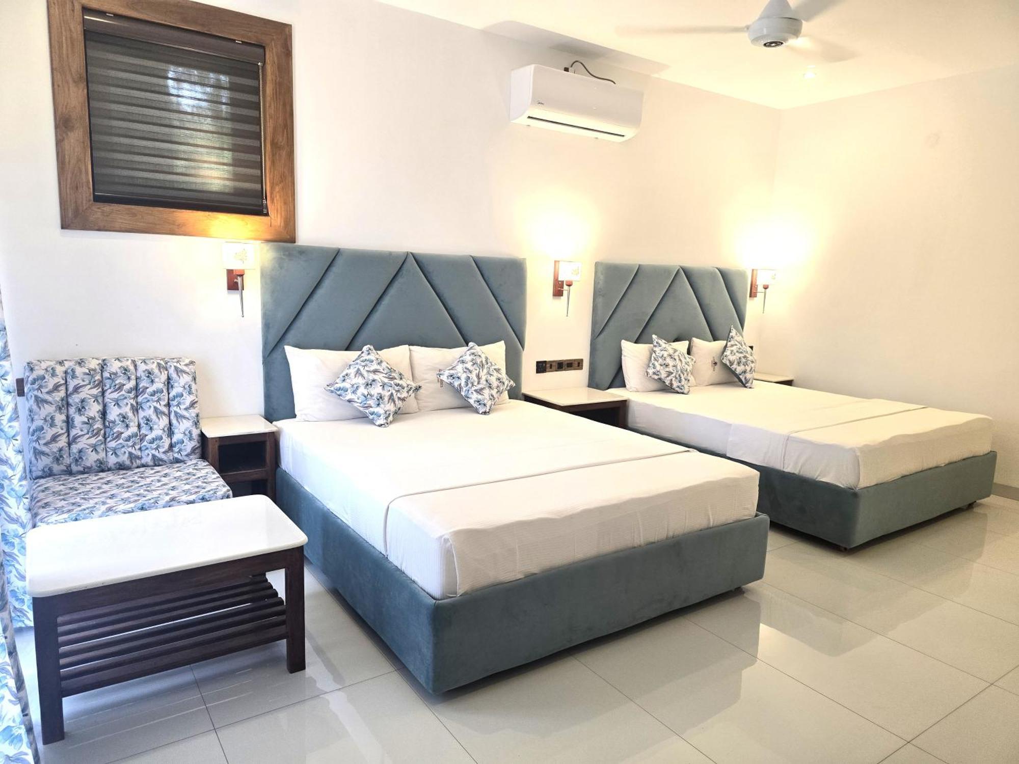 Gatetrees Resort Jaffna Exterior photo