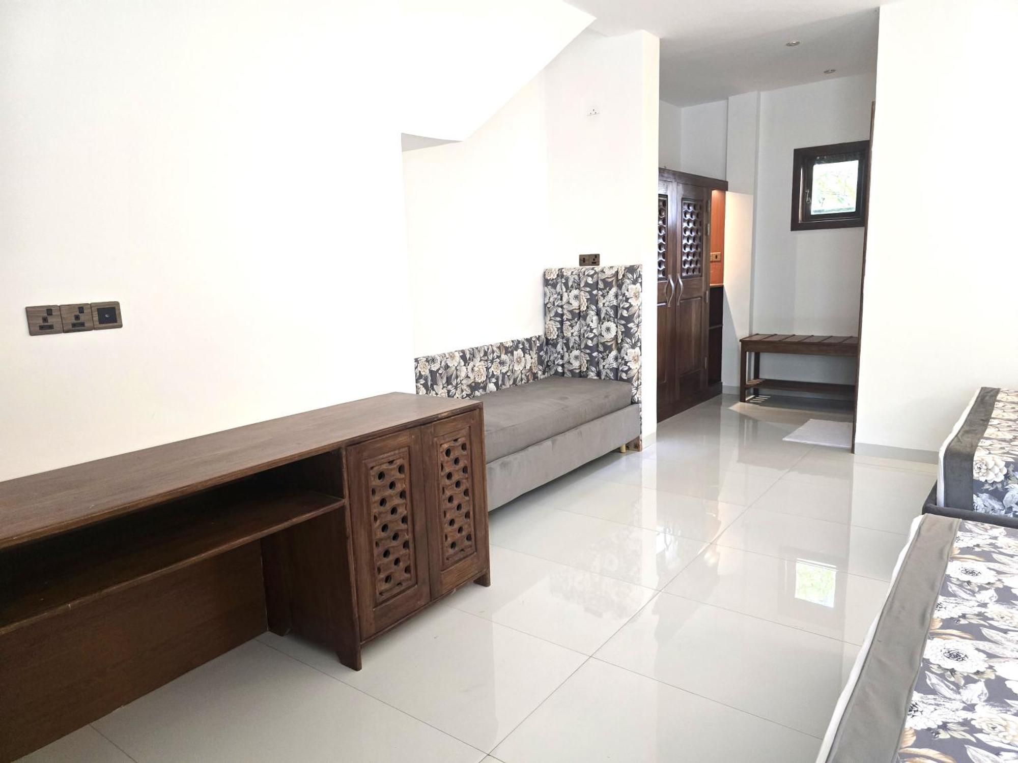 Gatetrees Resort Jaffna Exterior photo