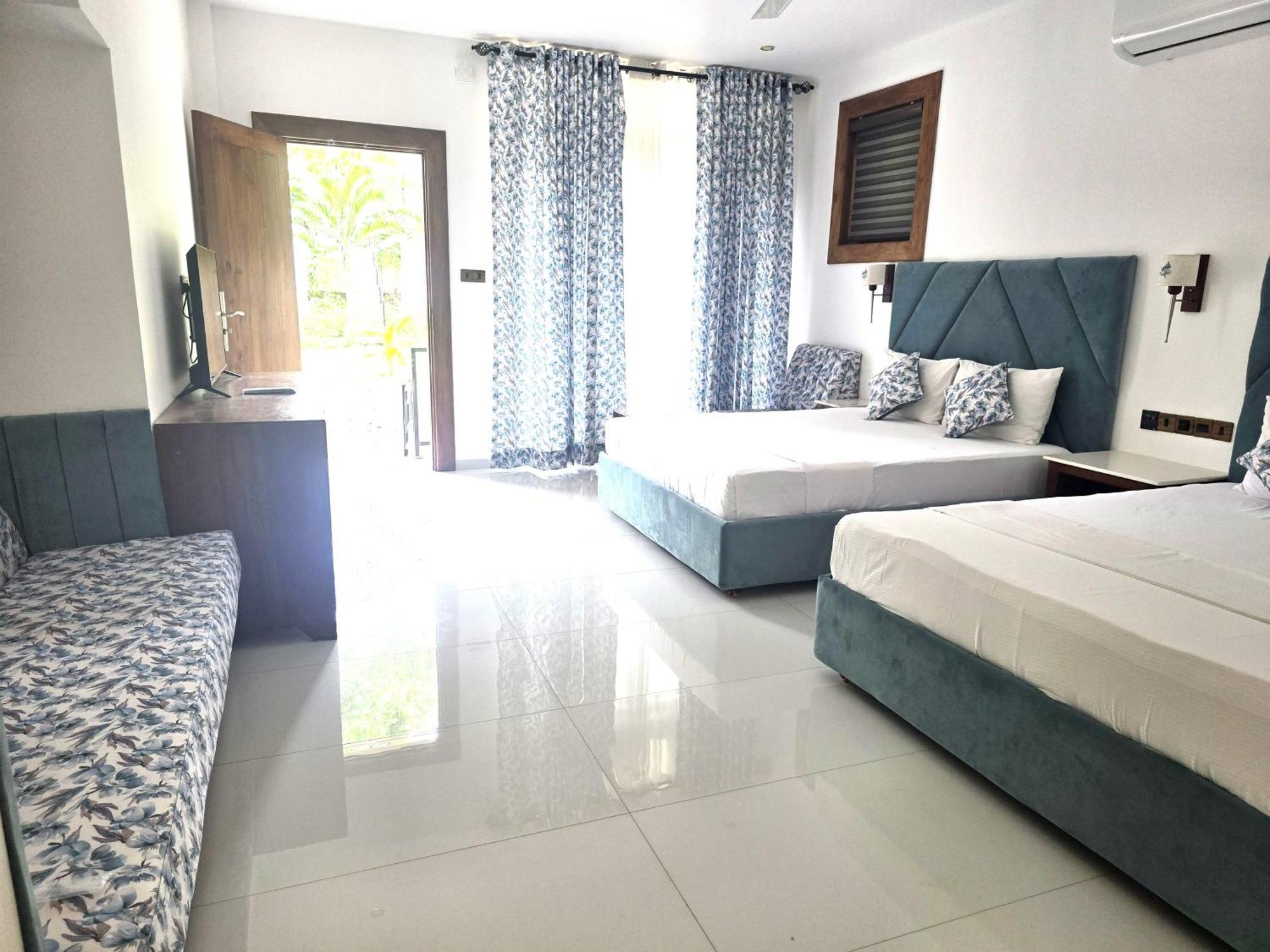 Gatetrees Resort Jaffna Exterior photo
