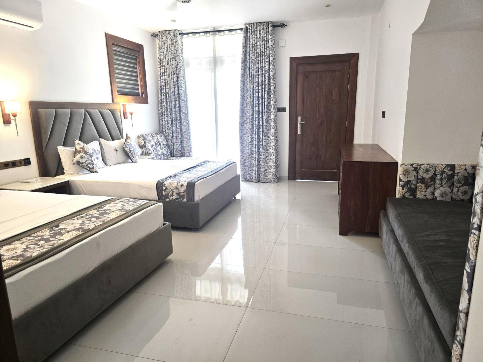 Gatetrees Resort Jaffna Exterior photo