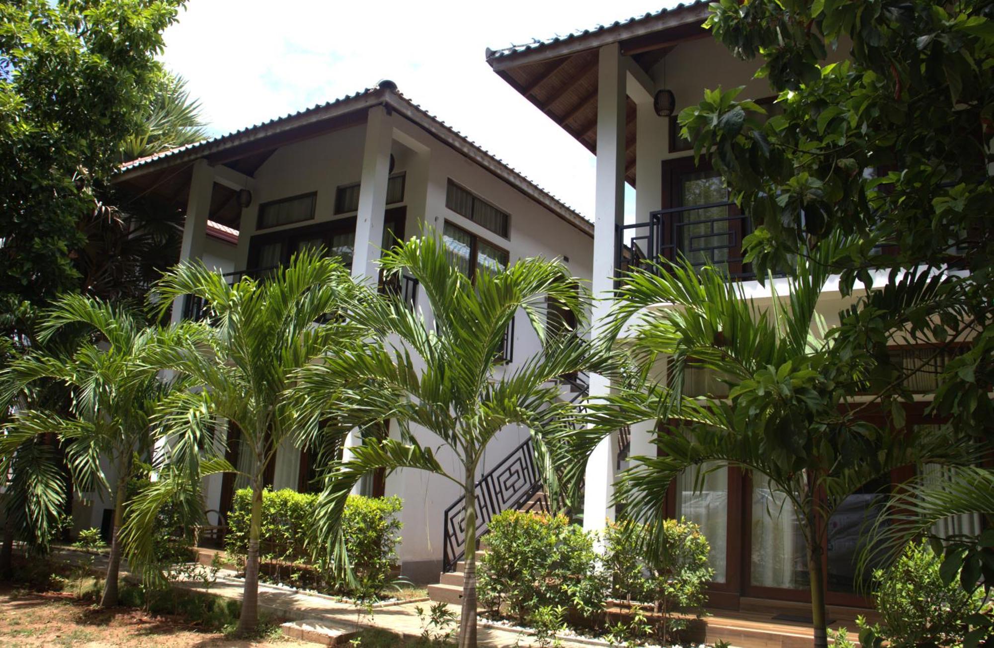Gatetrees Resort Jaffna Exterior photo